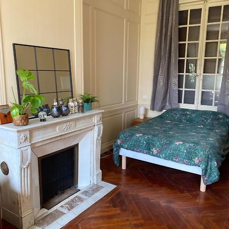 Romeo Apartamento Les Andelys Exterior foto